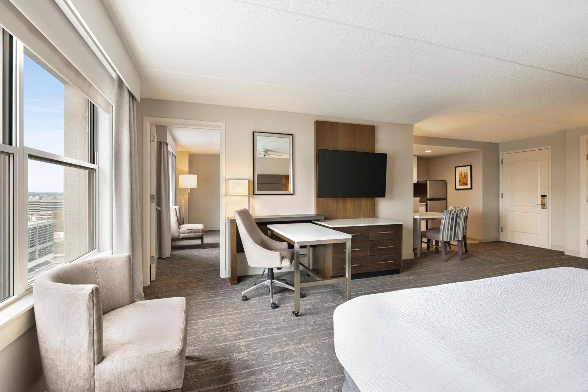 Hotel Homewood By Hilton Philadelphia-city Avenue Philadelphia