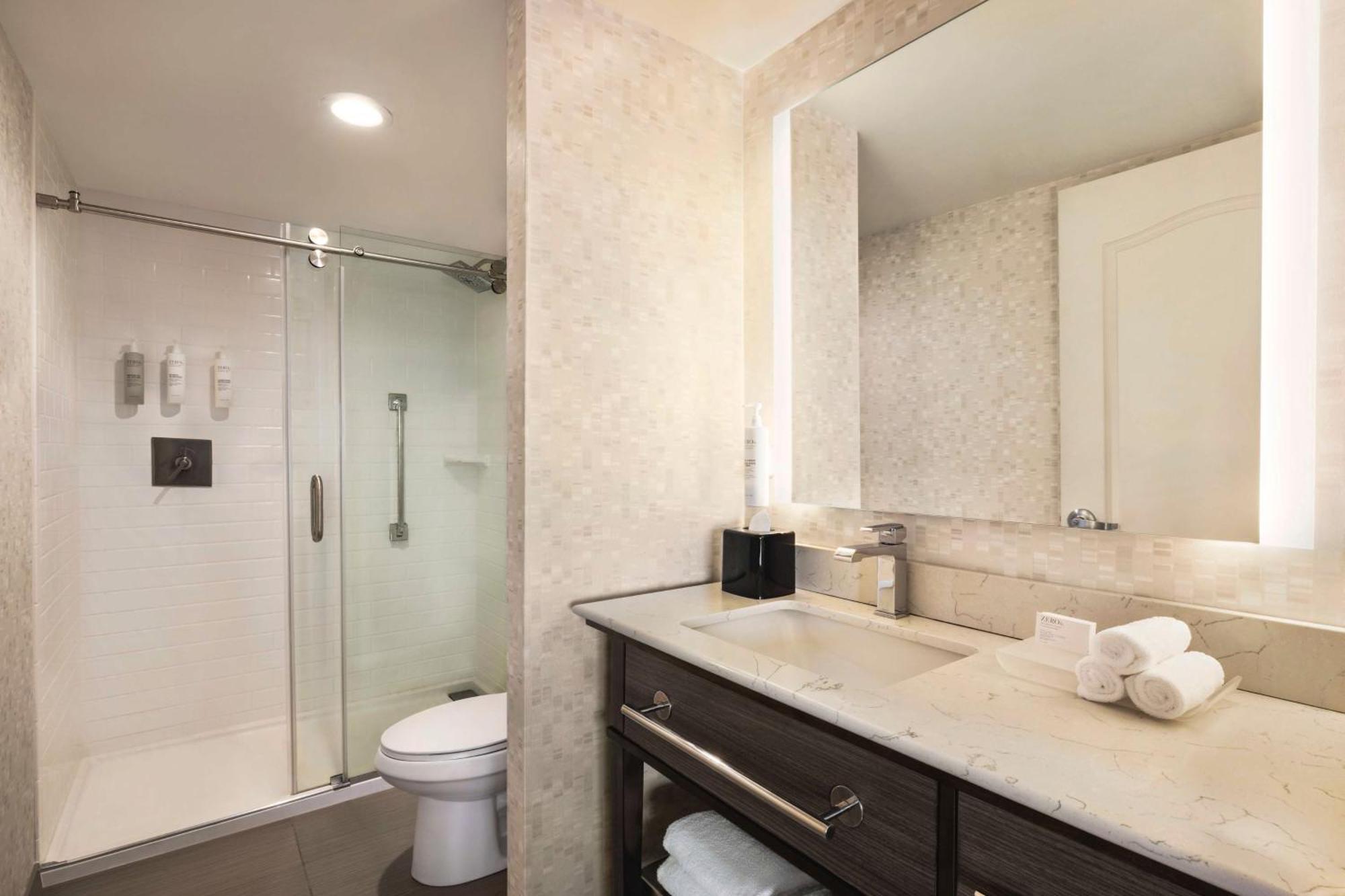 Hotel Homewood By Hilton Philadelphia-city Avenue