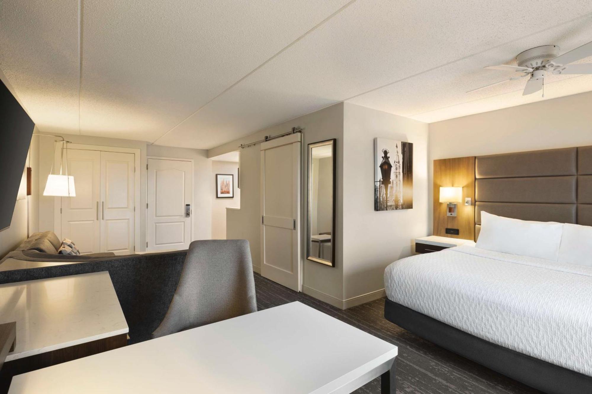 Hotel Homewood By Hilton Philadelphia-city Avenue Philadelphia